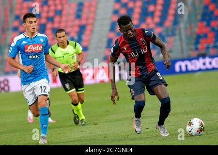 Musa Barrow (Bologna FC) durante Bologna vs Napoli, serie a di Calcio italiana, Bologna, Italia, 15 lug 2020 Foto Stock