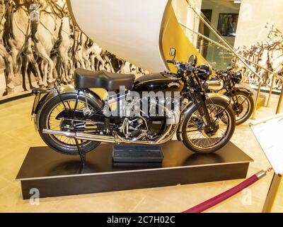 Vincent ombra nera. Il museo reale dell'automobile Foto Stock