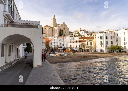 Europa, Spagna, Catalogna, Provincia di Girona, Alt Empordà, Cadaqués, vista sulla baia di Cadaqués Foto Stock