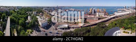 vista panoramica del drone del porto di odessa ucraina Foto Stock