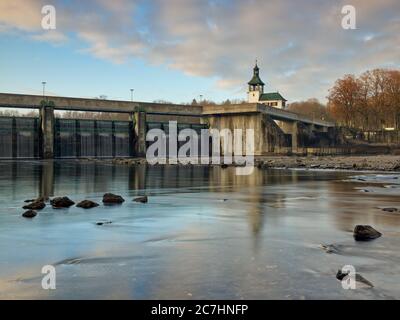 Weir, weir, drenaggio, fiume, acqua, calcestruzzo Foto Stock