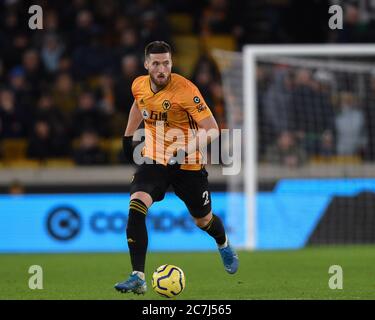 11 gennaio 2020, Molineux, Wolverhampton, Inghilterra; Premier League, Wolverhampton Wanderers v Newcastle United : Matt Doherty (2) di Wolverhampton Wanderers in azione durante il gioco. Credito: Richard Long/news immagini Foto Stock