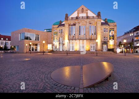 Teatro Osnabrueck in serata, Germania, bassa Sassonia, Osnabrueck Foto Stock