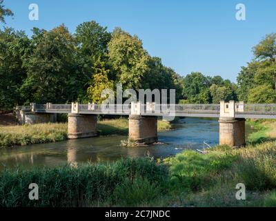 Muskauer Park, Ponte Inglese sulla Neisse, Sito Patrimonio dell'Umanità dell'UNESCO, Bad Muskau, alta Lusazia, Sassonia, Germania Foto Stock