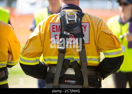 Perth, Australia, 26 novembre 2017: Membri del team di risposta alle emergenze durante il briefing sull'esercizio. Foto Stock