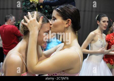 Belgrado Serbia Dicembre/25/2019 Nutcracker eseguito dalla Scuola superiore di Balletto Lujo Davico Foto Stock