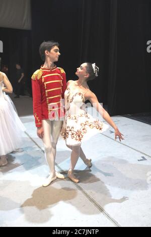 Belgrado Serbia Dicembre/25/2019 Nutcracker eseguito dalla Scuola superiore di Balletto Lujo Davico Foto Stock