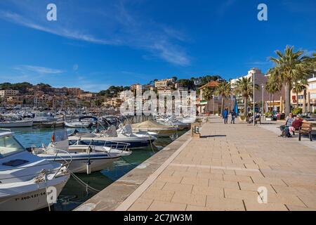 Lungomare del porto, Port de Sóller, isola di Maiorca, Foto Stock