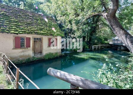 Schimmelmühle, fiume, Blau, Blaubeuren, Alb-Donau-Kreis, Alb Svevo, Baden-Württemberg, Germania Foto Stock