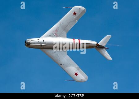 MIG-17 volato da Randy Ball al Rhode Island National Guard Airshow. Foto Stock