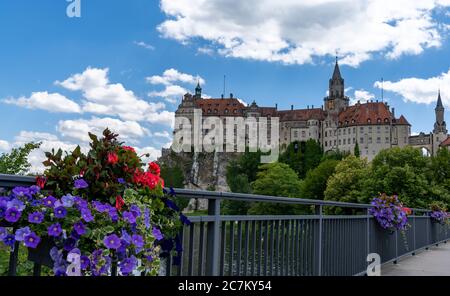 Sigmaringen, BW / Germania - 12 luglio 2020 : veduta panoramica del Castello di Sigmaringen Foto Stock