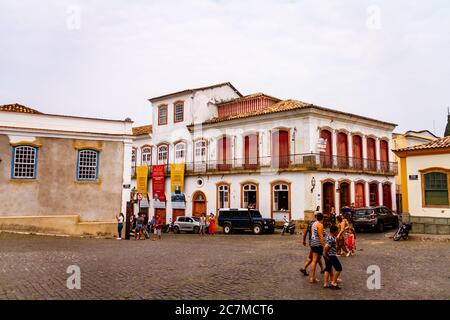 Vecchia piazza turistica a São João del-Rei Foto Stock