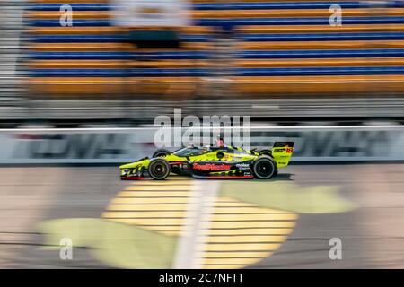 Newton, Iowa, Stati Uniti. 18 luglio 2020. SANTINO FERRUCCI (18) degli Stati Uniti pratica per l'Iowa INDYCAR 250s al circuito Iowa di Newton, Iowa. Credit: Walter G Arce Sr Grindstone Medi/ASP/ZUMA Wire/Alamy Live News Foto Stock