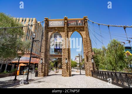 Las Vegas, 17 LUGLIO 2020 - replica del Ponte di Brooklyn del New York New York Casino Foto Stock