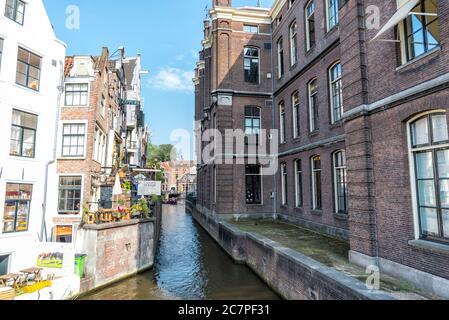 Un canale meraviglioso ad Amsterdam in una giornata di sole. Amsterdam Paesi Bassi settembre 2017 Foto Stock