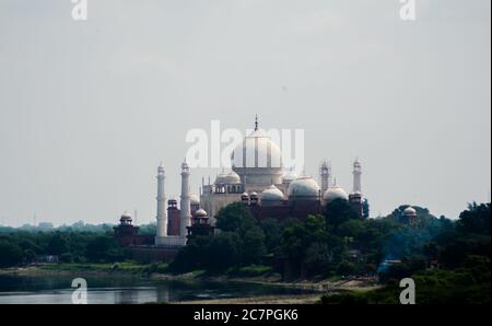 Agra Fort è un forte storico nella città di Agra in India. Lal Quila Agra Foto Stock