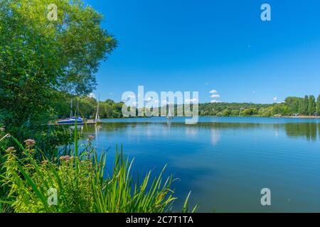 Max-Eyth-See o Lago Max Eyth, Distretto Città di Mühlhausen, Città di Stoccarda, Baden-Württemberg, Germania del Sud, Europa Centrale Foto Stock