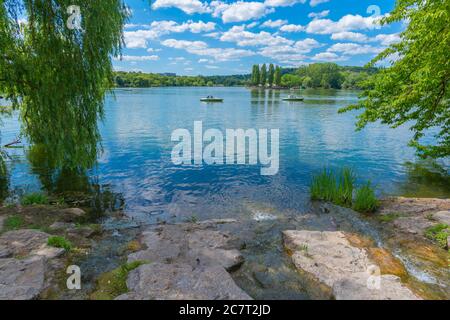 Max-Eyth-See o Lago Max Eyth, Distretto Città di Mühlhausen, Città di Stoccarda, Baden-Württemberg, Germania del Sud, Europa Centrale Foto Stock