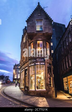 La boutique di Miss Katie Cupcake su Cockburn Street a Edimburgo, la capitale della Scozia, parte del Regno Unito Foto Stock