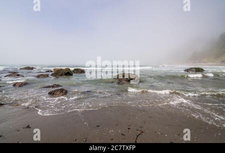 Costa del Pacifico a Crescent City, contea del Norte, California del Nord Foto Stock