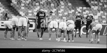 Napoli, Campania, Italia. 9 Feb 2016. Durante la partita di calcio italiana Serie A SSC Napoli vs Udinese il 19 luglio 2020 allo stadio San Paolo di Napoli.in foto: Credit: Fabio Sasso/ZUMA Wire/Alamy Live News Foto Stock