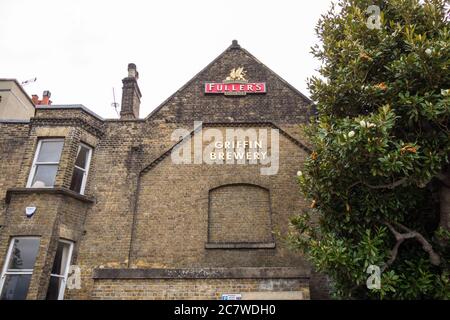 Fuller's Brewery Chiswick - fabbrica di birra Fuller, Smith & Turner Griffin a Chiswick, Londra, Regno Unito Foto Stock