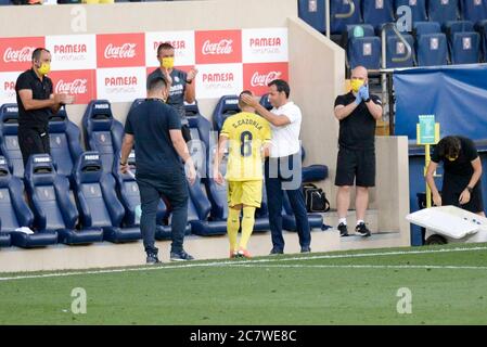 CALCIO - VILLARREAL VS EIBAR Santi Cazorla, Bruno Soriano in azione durante la Lega di spagna, la Liga, partita di calcio tra Villarreal e Eibar il 19 luglio 2020 allo stadio Ceramica di Castellon, Spagna. Foto: Xisco Navarro Credit: CORDON PRESS/Alamy Live News Foto Stock