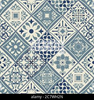 Piastrelle di patchwork senza cuciture con motivi vittoriani. Piastrelle in ceramica maiolica, blu e beige azulejo, decorazioni originali tradizionali portoghesi e spagnole. Vettore Illustrazione Vettoriale