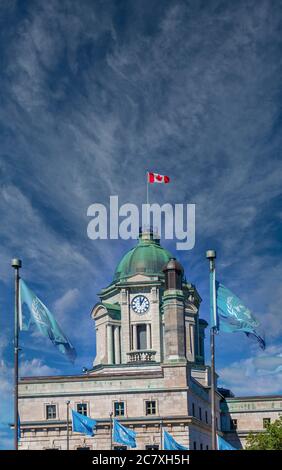 Torre dell'orologio nel sito dell'UNESCO Foto Stock
