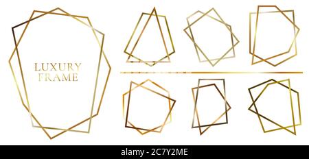 Set di moderne forme poligonali dorate e lucenti su sfondo bianco. Collezione di linee dorate geometriche cornici. È possibile utilizzare per progetti di progettazione, pubblicità Illustrazione Vettoriale