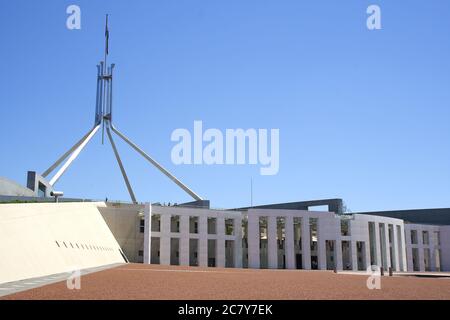 CANBERRA, AUSTRALIA - 8 NOVEMBRE 2009: Il Parlamento è il luogo d'incontro del Parlamento d'Australia situato a Canberra. E' stato aperto il 9 Foto Stock