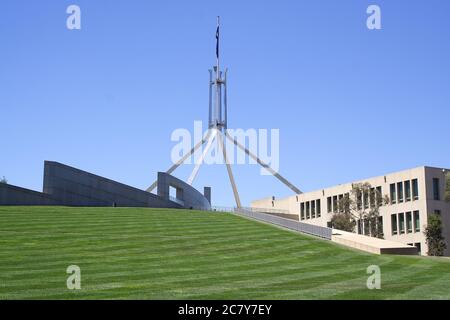 CANBERRA, AUSTRALIA - 8 NOVEMBRE 2009: Il Parlamento è il luogo d'incontro del Parlamento d'Australia situato a Canberra. E' stato aperto il 9 Foto Stock