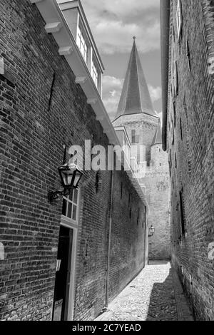 Belle stradine nel centro della città anseatica di Zutphen, foto in bianco e nero Foto Stock