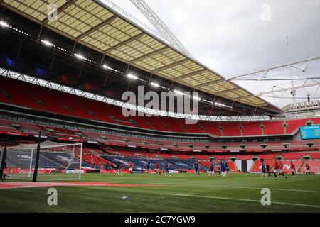 Wembley, Regno Unito. 19 luglio 2020. Una visione generale dell'azione, senza tifosi all'interno dello stadio alla partita Semifinale della Coppa Emirates fa Chelsea contro Manchester United, allo stadio Wembley, Londra, Regno Unito il 19 luglio 2020. La partita viene giocata a porte chiuse a causa dell'attuale pandemia di Coronavirus COVID-19 e delle restrizioni di allontanamento sociale/blocco del governo. Credit: Paul Marriott/Alamy Live News Foto Stock