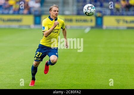 Brondby, Danimarca. 19 luglio 2020. Simon Hedlund (27) di Broendby SE visto durante la partita 3F Superliga tra Broendby IF e AAB al Brondby Stadium. (Photo Credit: Gonzales Photo/Alamy Live News Foto Stock