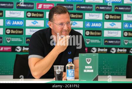 Muenster, Germania. 20 luglio 2020. Firo: 20.07.2020, calcio, Regionalliga West, stagione 2020/2021, SC Preussen Munster, direttore sportivo di presentazione Peter NIEMEYER, qui allenatore Sascha HILDMANN | Use Worldwide Credit: dpa/Alamy Live News Foto Stock