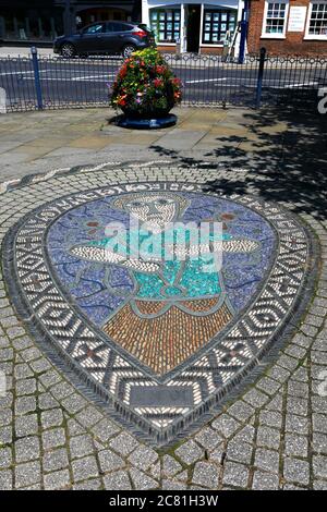 Il mosaico di St Neot, Market Square, St Neots Town, Cambridgeshire, Inghilterra, Regno Unito Foto Stock