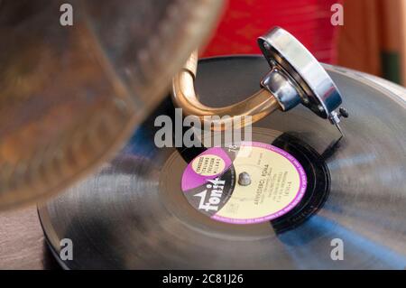 Gramophone vintage, ago di raccolta Foto Stock