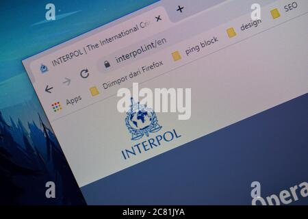 Pagina iniziale dell'Organizzazione internazionale della polizia criminale o del sito web interpol sullo schermo del computer. Bekasi, luglio 21 2020 Foto Stock