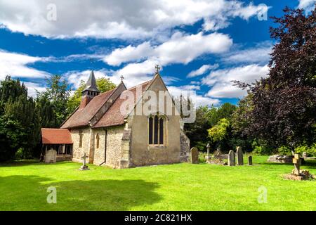 Esterno della Chiesa di tutti i Santi a Radwell, Hertfordshire, Regno Unito Foto Stock