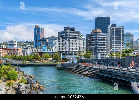 Skyline del centro di Wellington dalla laguna di Whairepo, Wellington, Nuova Zelanda Foto Stock