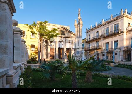 El Templete nella vecchia Avana, un antico monumento coloniale che segna il luogo della fondazione della città Foto Stock