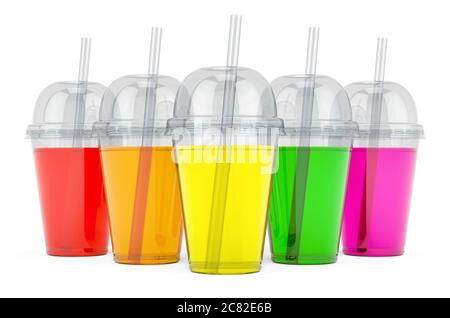 Tazze monouso trasparenti in plastica con bevanda colorata, rendering 3D isolato su sfondo bianco Foto Stock