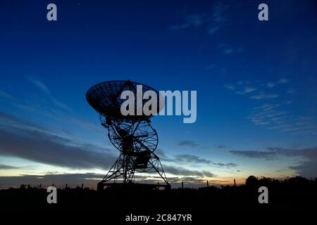 Il telescopio radio ad array di 1,5 km presso l'Osservatorio di Astronomia radio Mullard a Barton, vicino a Cambridge UK Foto Stock