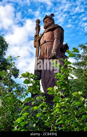 Statua in arenaria rossa del cavaliere scozzese William Wallace Foto Stock