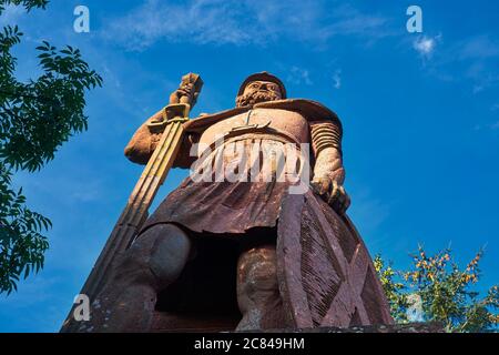 Statua in arenaria rossa del cavaliere scozzese William Wallace Foto Stock