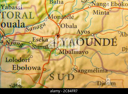 Mappa geografica del Camerun con la capitale Yaounde Foto Stock