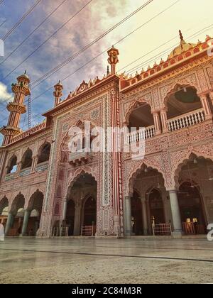 Bella moschea in Karachi Pakistan Foto Stock