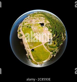 Una vista aerea panoramica tridimensionale del Parco Marino Katariina in stile mini-pianeta panorama., Kotka, Finlandia. Foto Stock