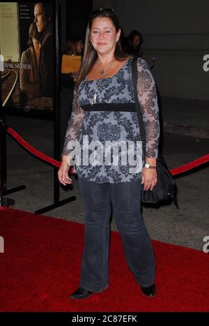Camryn Manheim alla prima di Los Angeles di 'Rails & Ties' tenuta allo Stewart J. Ross Theatre, Warner Bros. Lot a Burbank, CA. L'evento si è svolto martedì 23 ottobre 2007. Photo by: SBM / PictureLux- file Reference N. 34006-9518SBMPLX Foto Stock